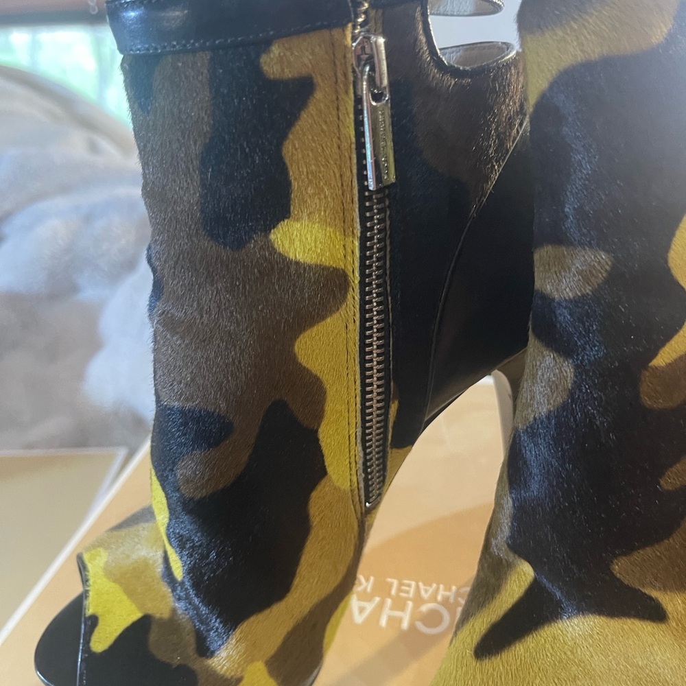 Michael Kors Yellow and Black Camouflage Peep-Toe Zip Ankle Booties